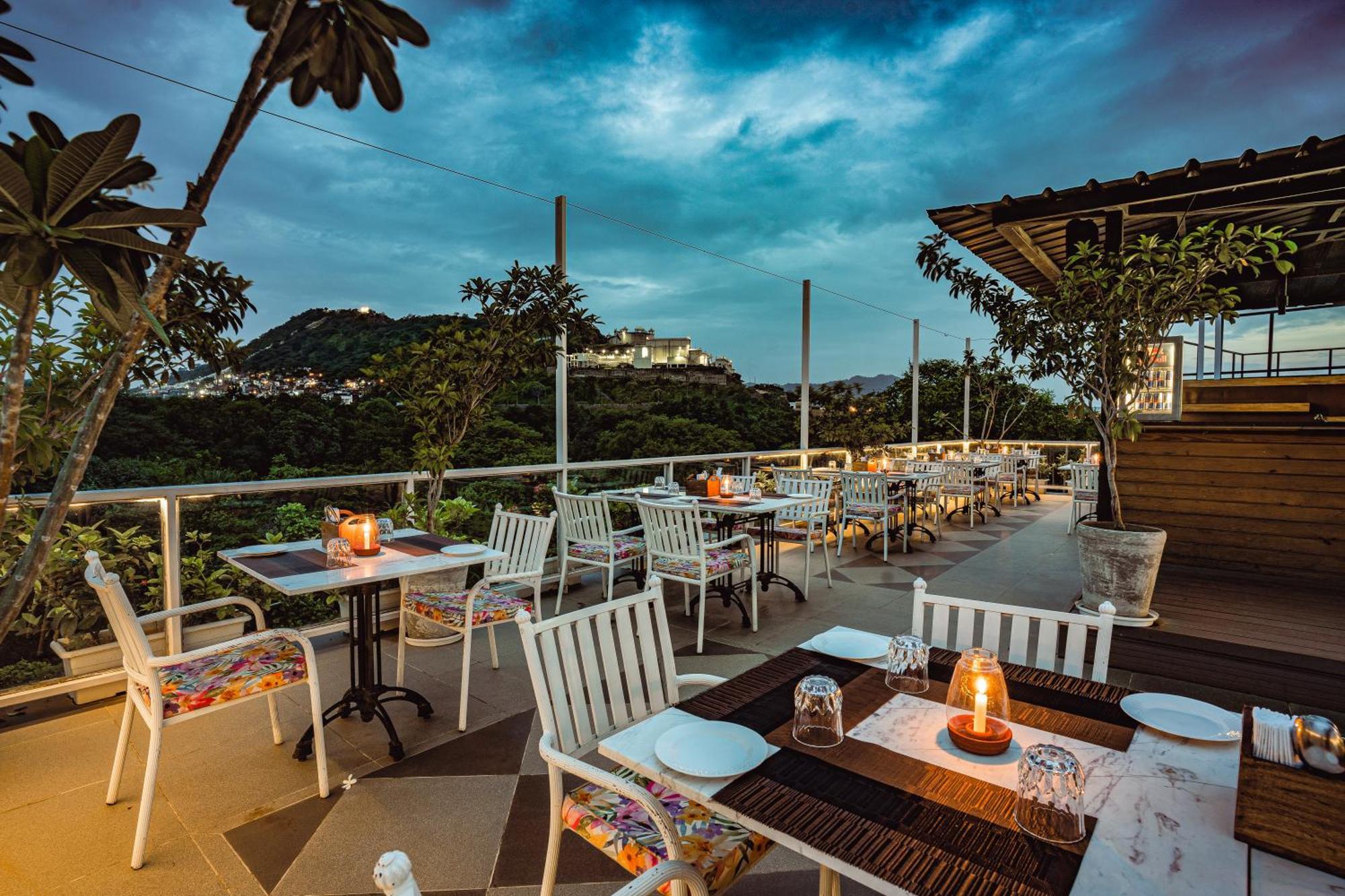 Tripli Hotels Shiv Villas Udajpur Zewnętrze zdjęcie