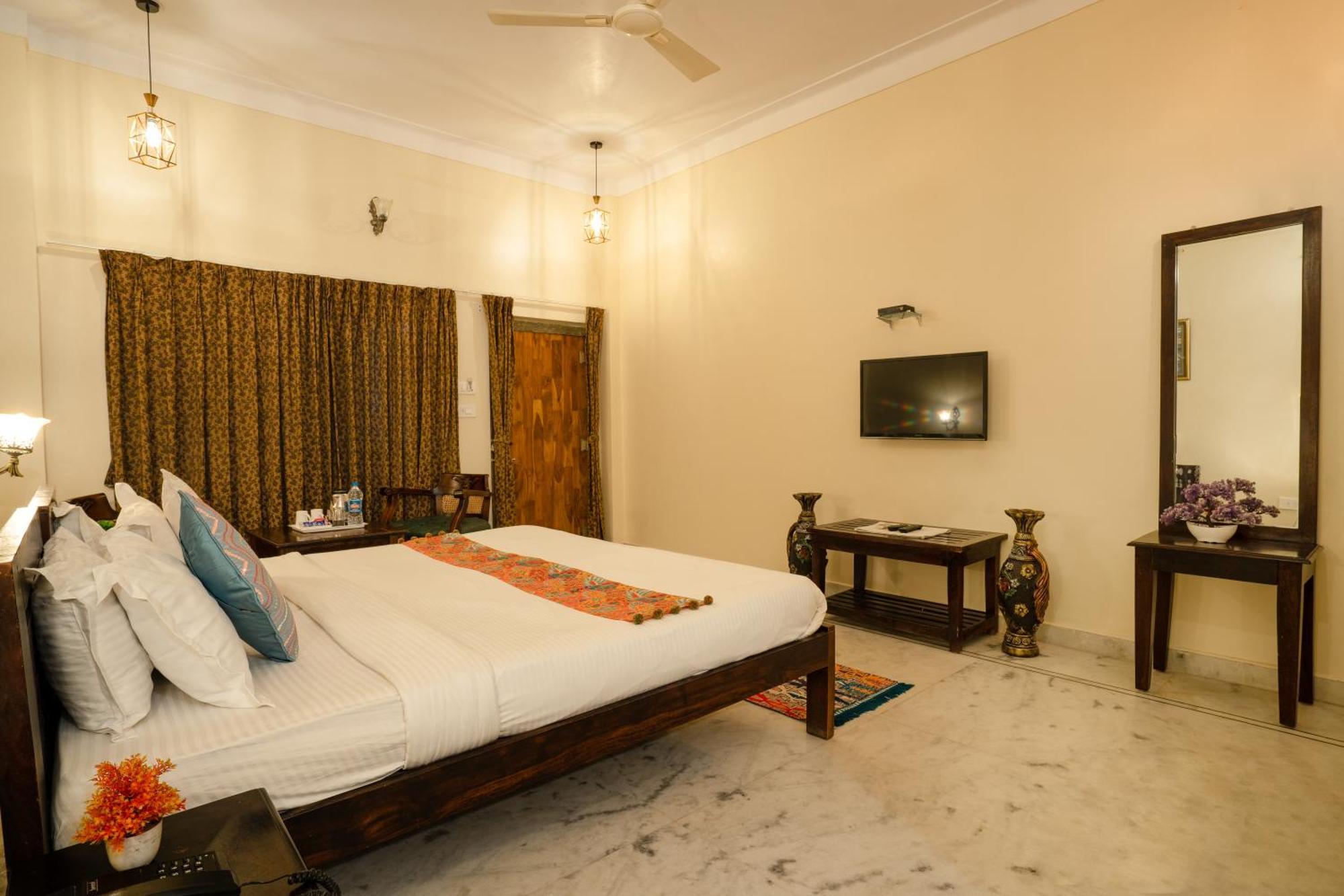 Tripli Hotels Shiv Villas Udajpur Zewnętrze zdjęcie